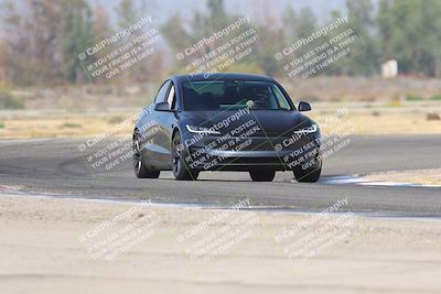 media/Sep-20-2025-Extreme Speed (Sat) [[1fcc23683c]]/Orange (Mid Intermediate)/Session 1 (Sunset)/